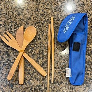 4 Ocean bamboo reusable utensil set in carrying case